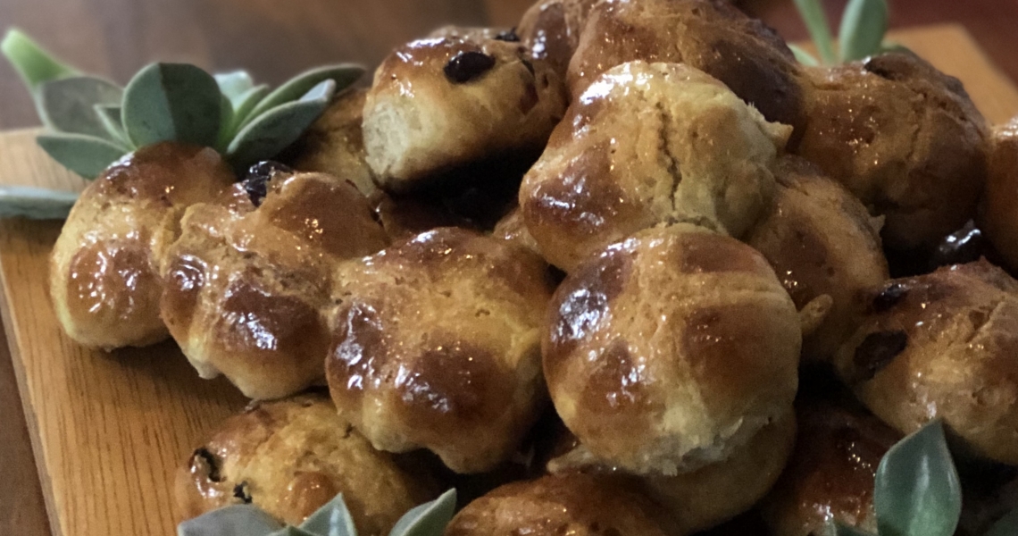 Can you smell the Easter weekend? 